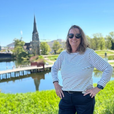 Paula Veysey-Smith